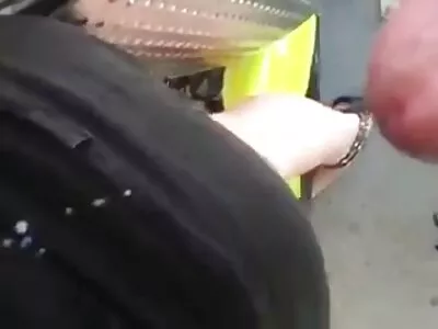 دلکش busty brunette جنسی کے کھلونے کے ساتھ خود fucks