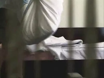 میں اپنی شرارتی ہندوستانی بیوی کو باندھتا ہوں۔